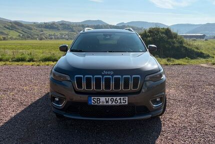 Jeep Cherokee 189.650 km 11.990 &euro; Burbach Saarbrücken 66115