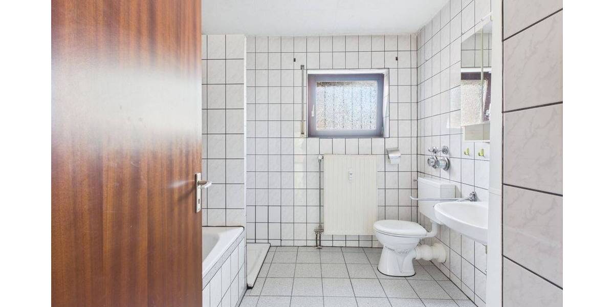 Etagenwohnung Riegelsberg / Güchenbach Riegelsberg - 2 Zimmer, 65 m&sup2;, 128.000&euro; | Angebot:25772616