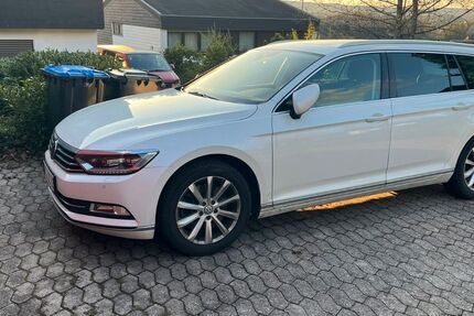 VW Passat Variant 61.500 km 25.500 &euro; Illingen 66557