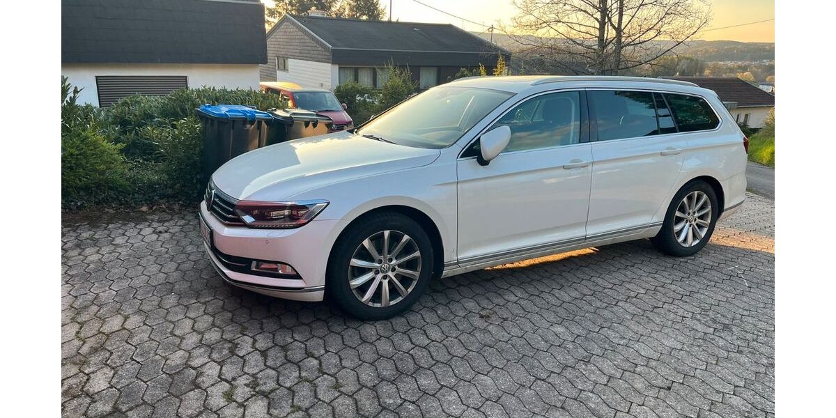 VW Passat Variant 61.500 km 25.500 &euro; Illingen 66557