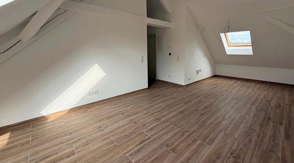 Dachgeschoßwohnung Zweibrücken - 2 Zimmer, 45 m&sup2;, 99.000&euro; | Angebot:26930854