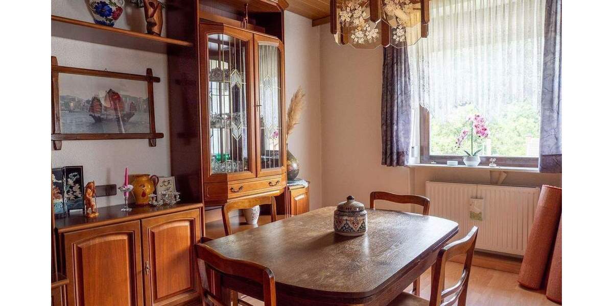 Mehrfamilienhaus, Wohnhaus Saarbrücken Scheidt - 9 Zimmer, 189 m&sup2;, 259.000&euro; | Angebot:25743256