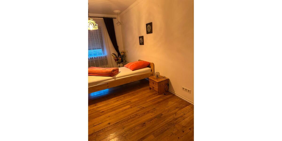 Erdgeschoßwohnung Homburg - 2 Zimmer, 80 m&sup2;, 1.000&euro; | Angebot:26447619