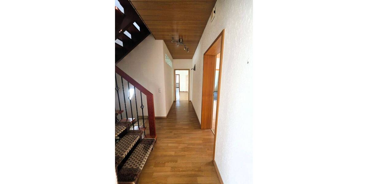 Mehrfamilienhaus, Wohnhaus Quierschied - 7 Zimmer, 170 m&sup2;, 225.000&euro; | Angebot:26804399