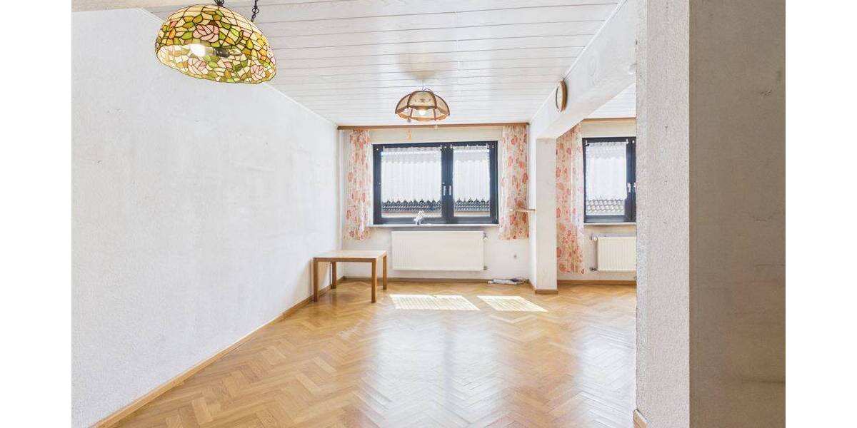 Einfamilienhaus Quierschied / Fischbach Fischbach - 6 Zimmer, 90 m&sup2;, 160.000&euro; | Angebot:26903086