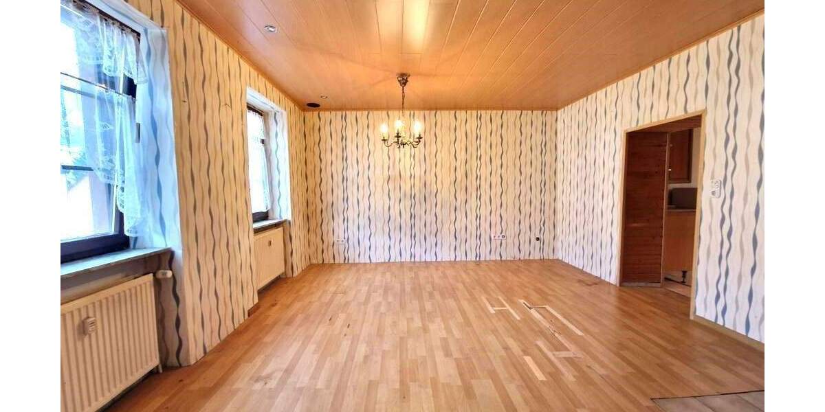 Einfamilienhaus Mandelbachtal Heckendalheim - 5 Zimmer, 130 m&sup2;, 127.000&euro; | Angebot:25730148