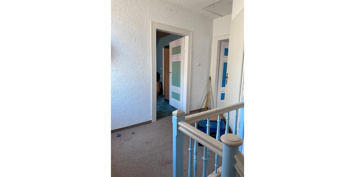 Reihenhaus Ottweiler - 6 Zimmer, 120 m&sup2;, 195.000&euro; | Angebot:27023550